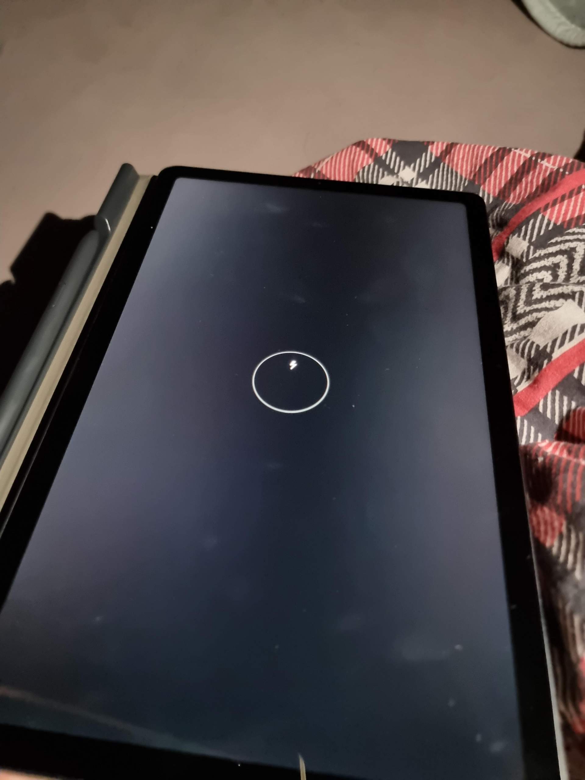 Samsung Tablet S6 lite geht nicht an? (Android, Akku)