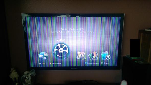Samsung TV hat Streifen im Bild! Was kann ich tun? (Fernseher, Bildschirm) Samsung TV hat Streifen im Bild! Was kann ich tun? (Fernseher, Bildschirm)