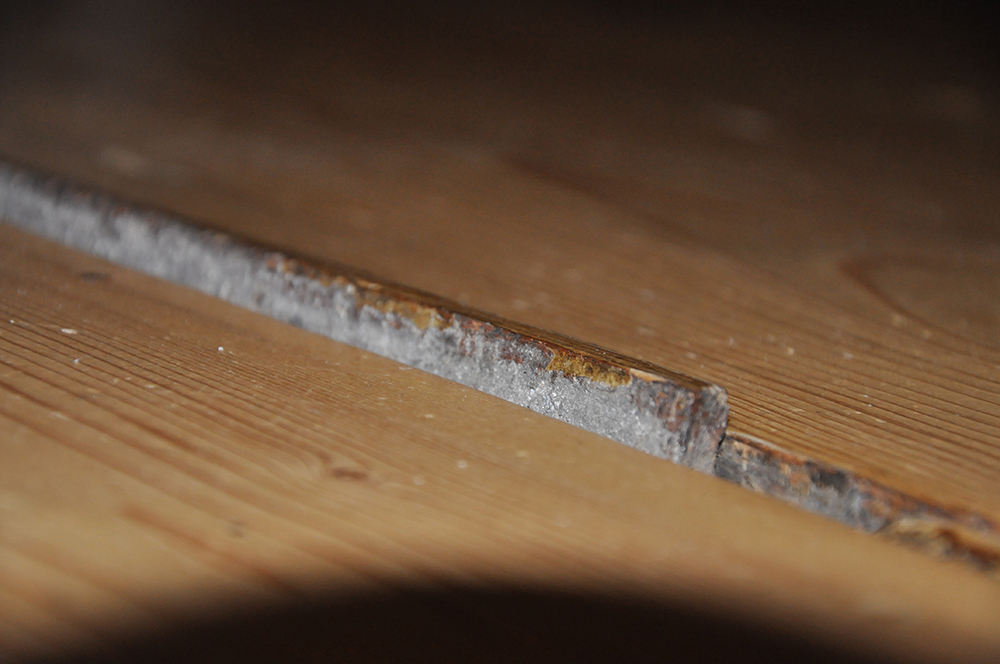 Sanierung des Dielenfußbodens beim Vermieter durchsetzen (Dielen)