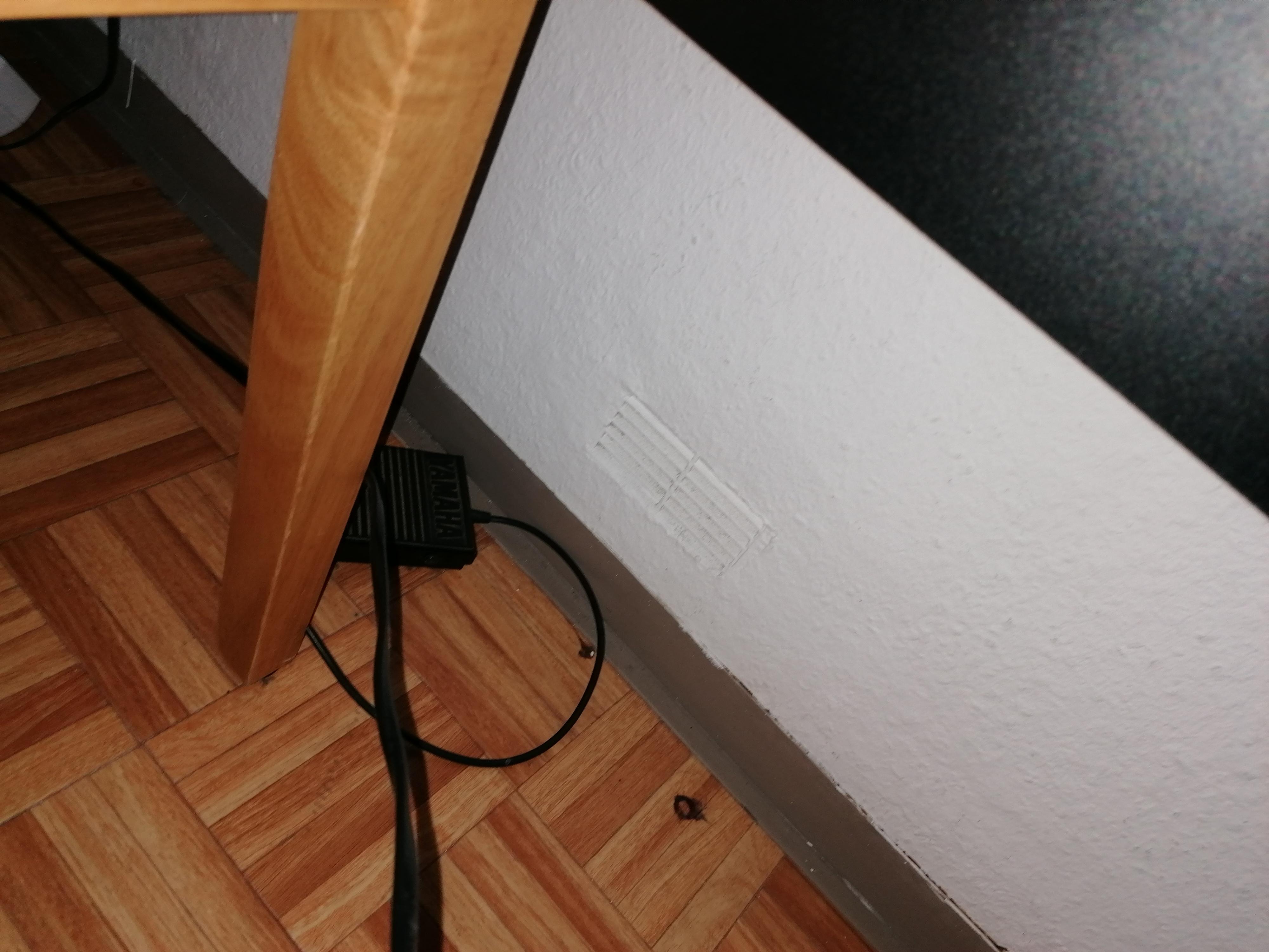 Schacht In Der Wand Wohnung Gestank