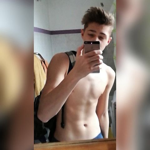 Schaffe Ich Bis Sommer Ein Sixpack Bild Sport Und Fitness Fitness Trainieren