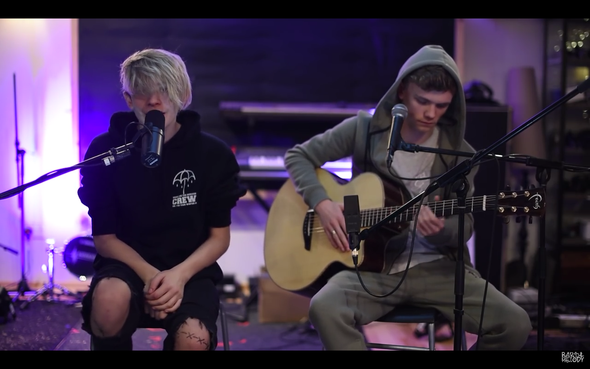 Bars and melody - (Junge, Hairstyle)