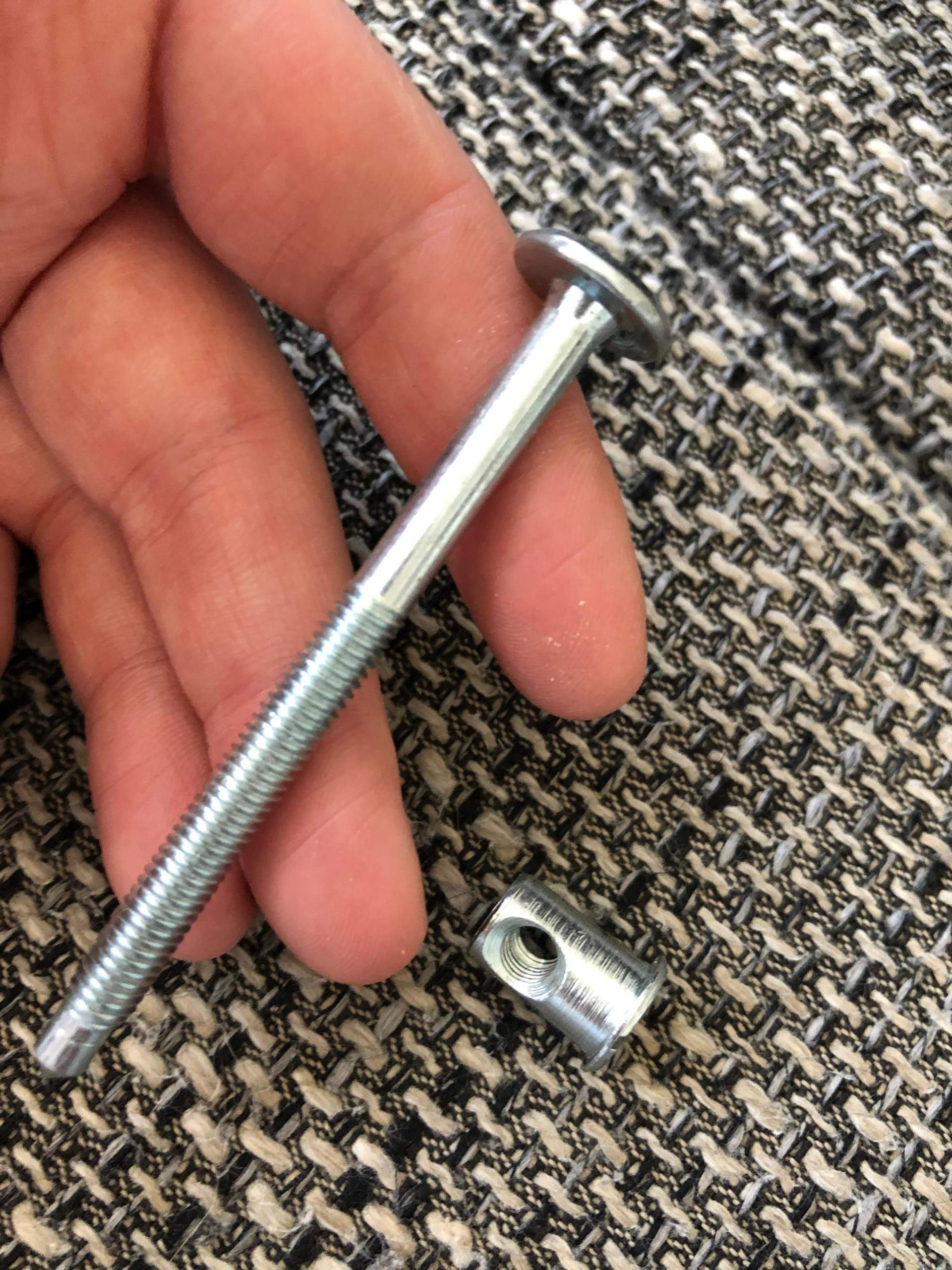 Schraube löst sich nicht, wie bekomme ich die raus? (Handwerk ...