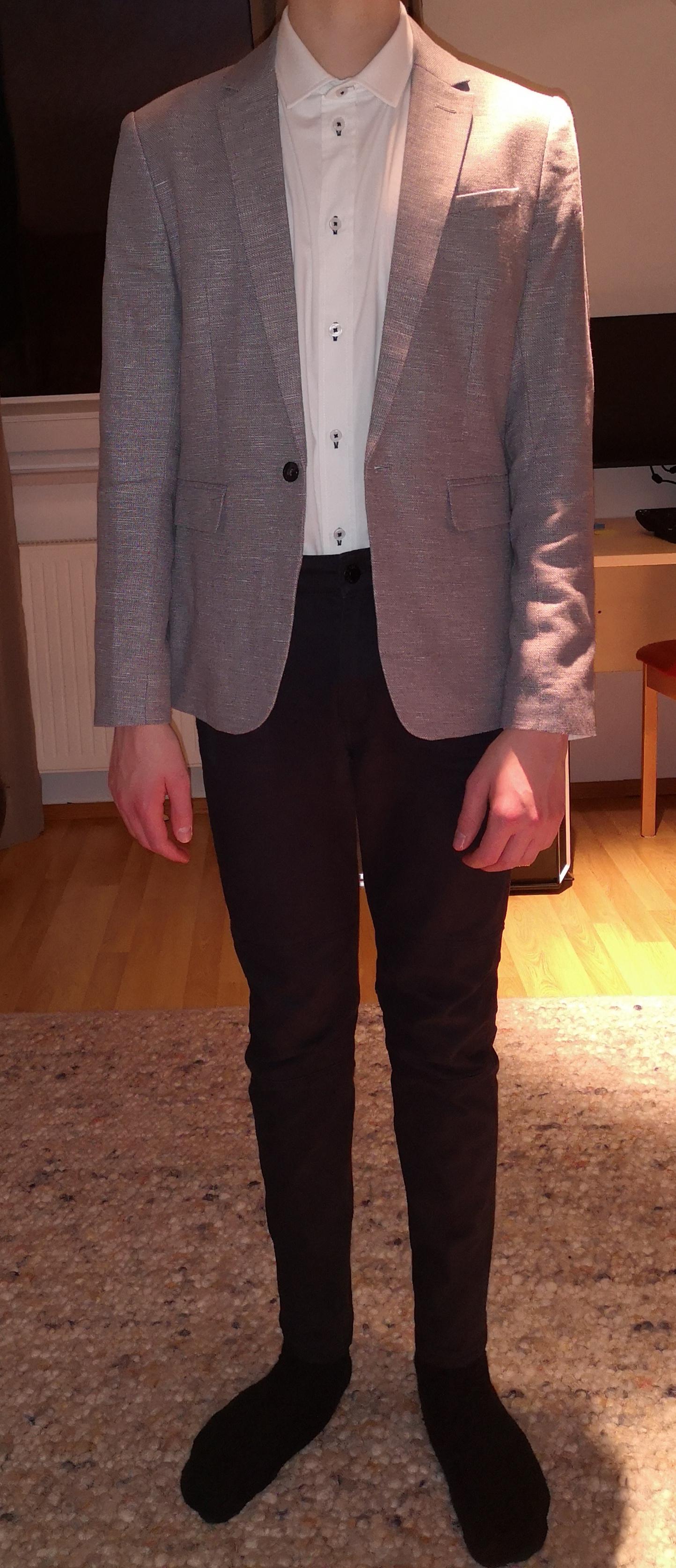 Schulerpraktikum Vorstellungsgesprach Sparkasse Outfit Mode Kleidung Vorstellungsgespräch Sparkasse