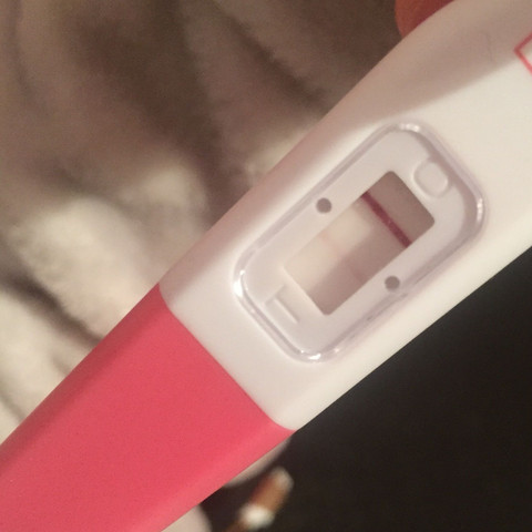 Schwach schwangerschaftstest 2 streifen Test schwach
