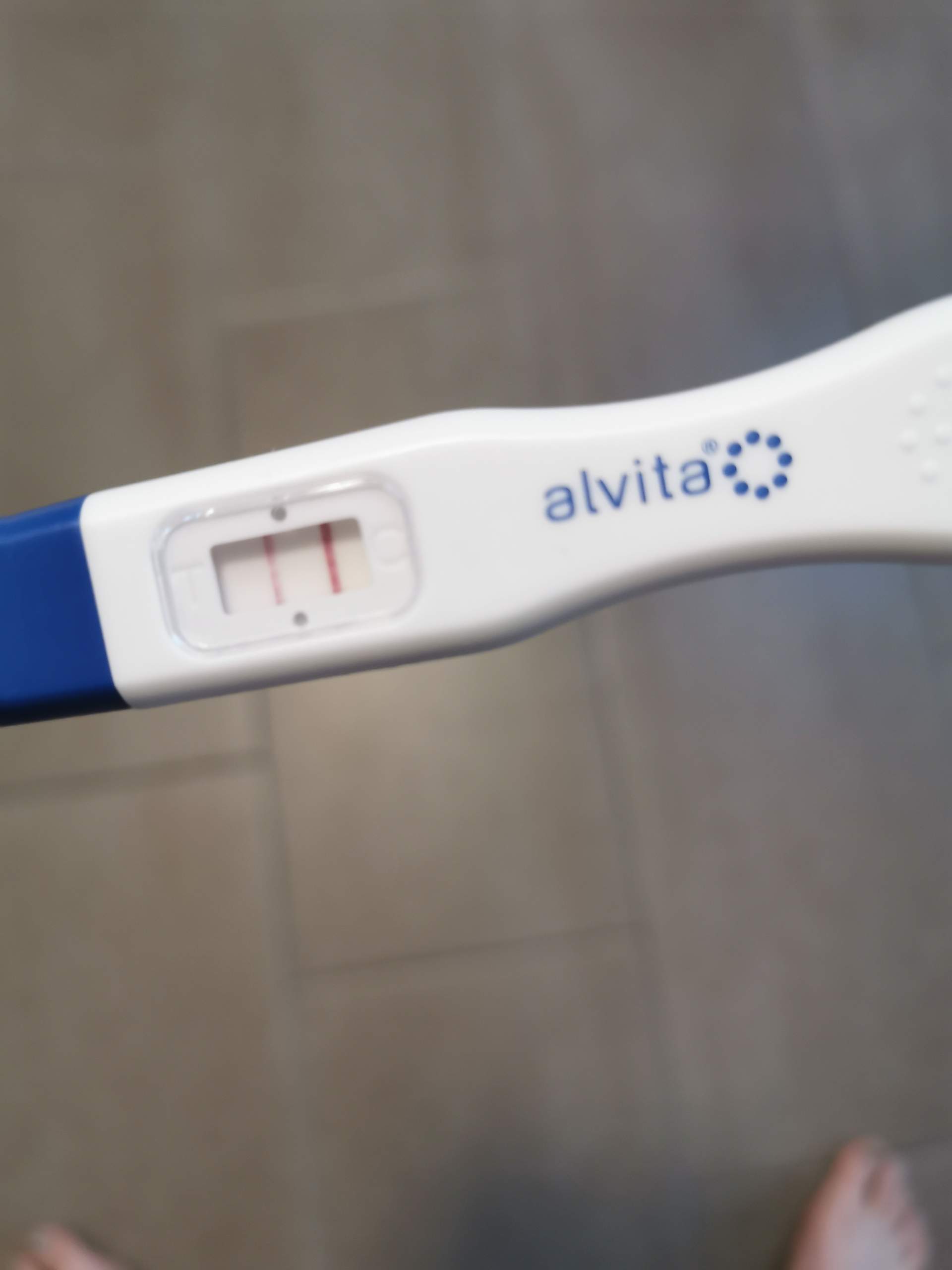 Ganz positiv schwangerschaftstest schwach SS