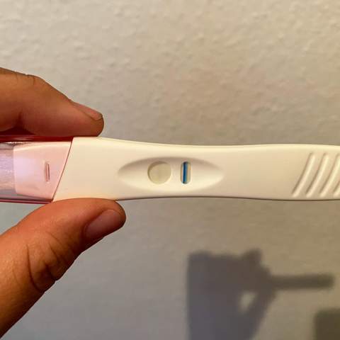 Fehlgeburt positiv schwangerschaftstest schwach Schwangerschaftstest nach