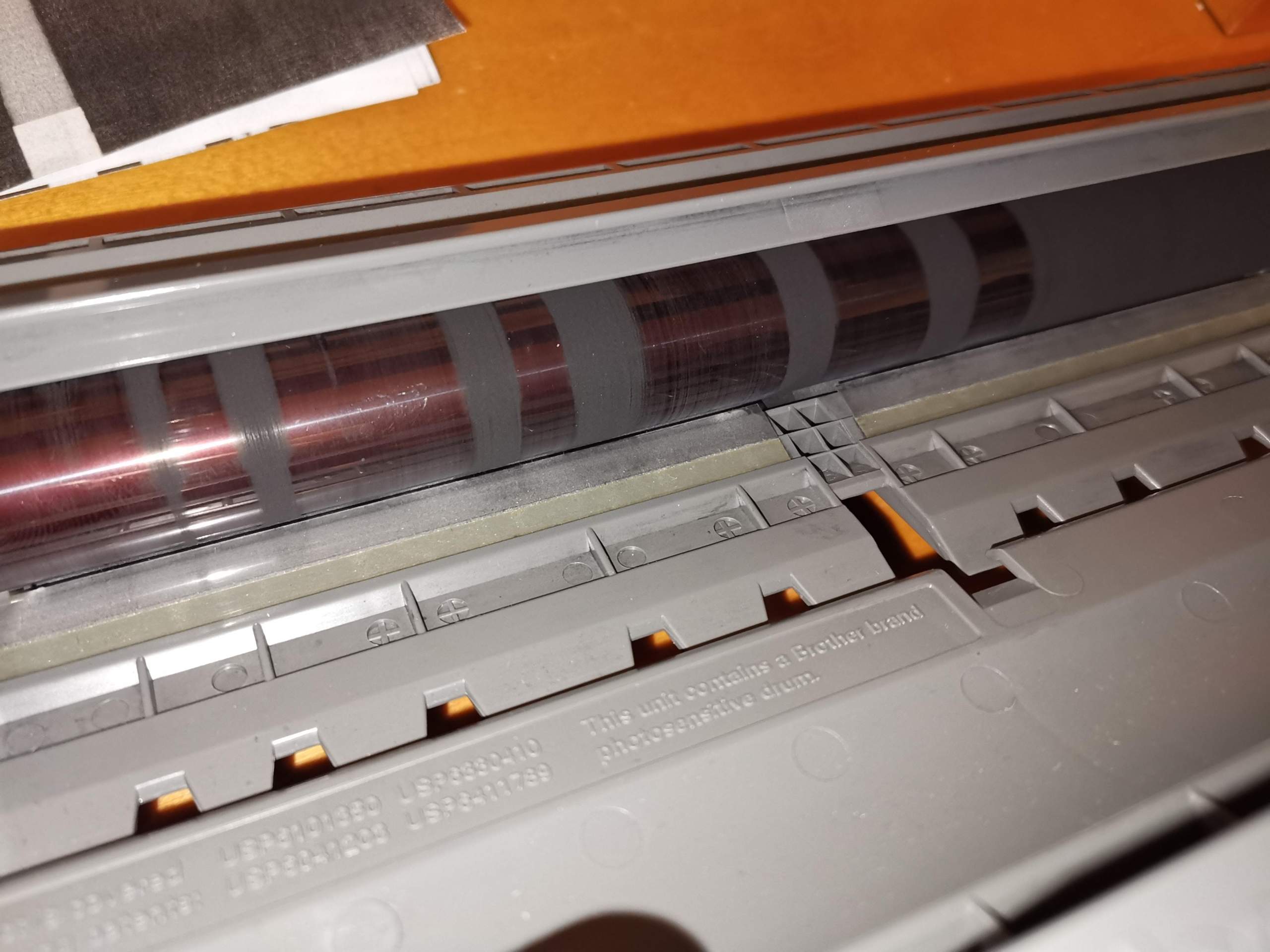 Schwarze Streifen beim Laserdrucker? (Computer, Technik, Technologie)