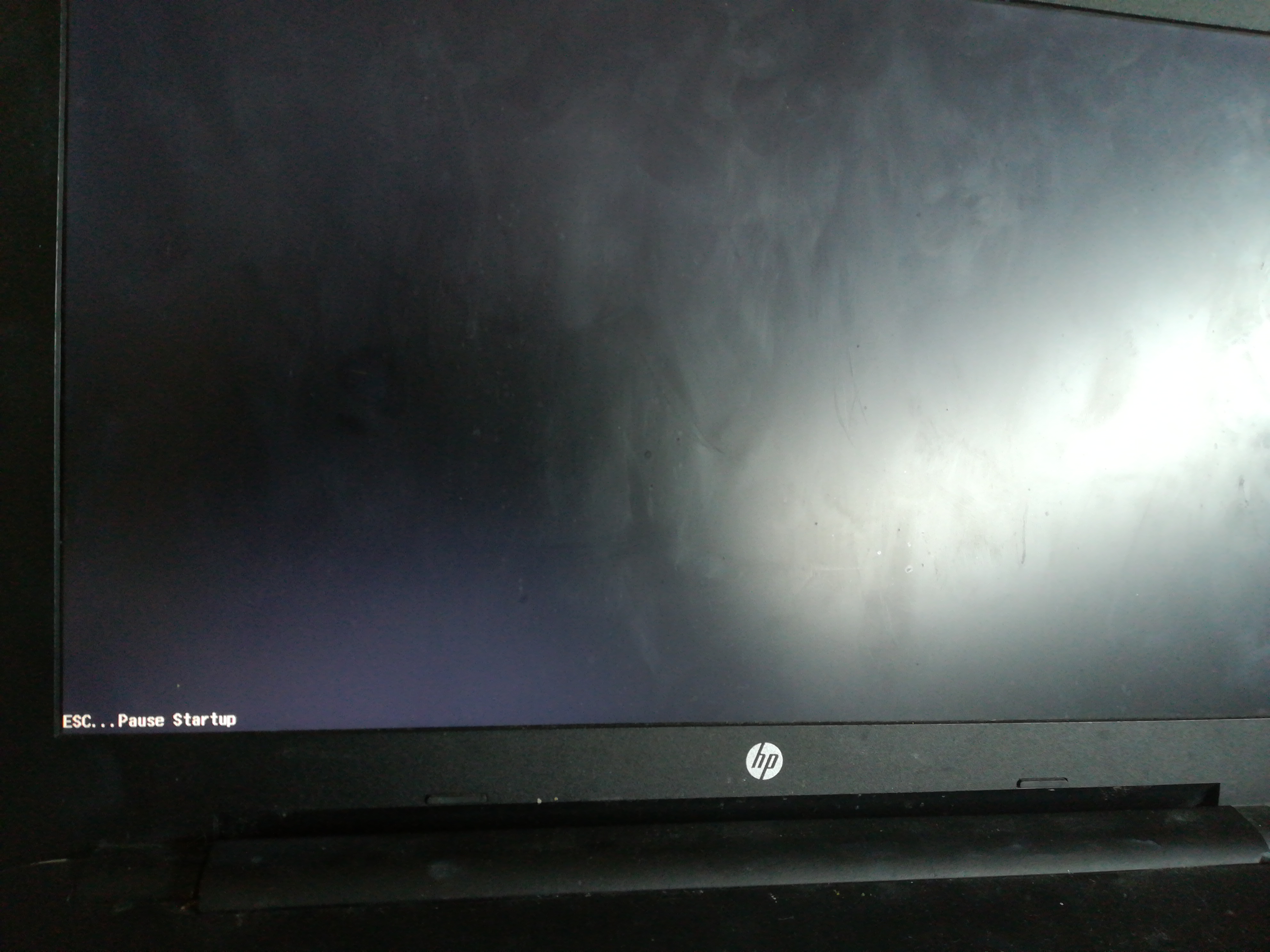 Laptop Schwarzer Bildschirm