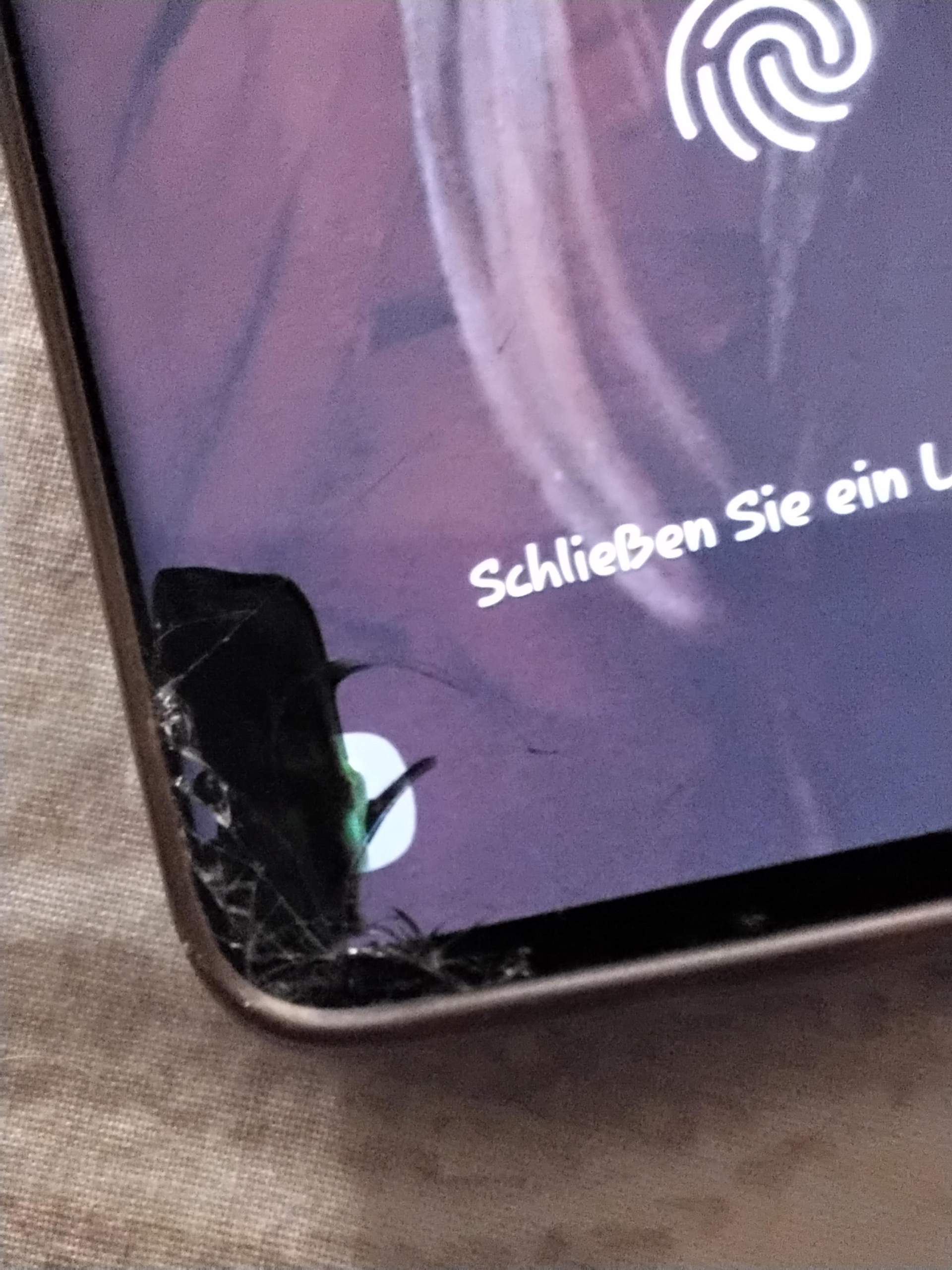 Schwarzer Fleck auf dem Handy? (Flecken, Display)