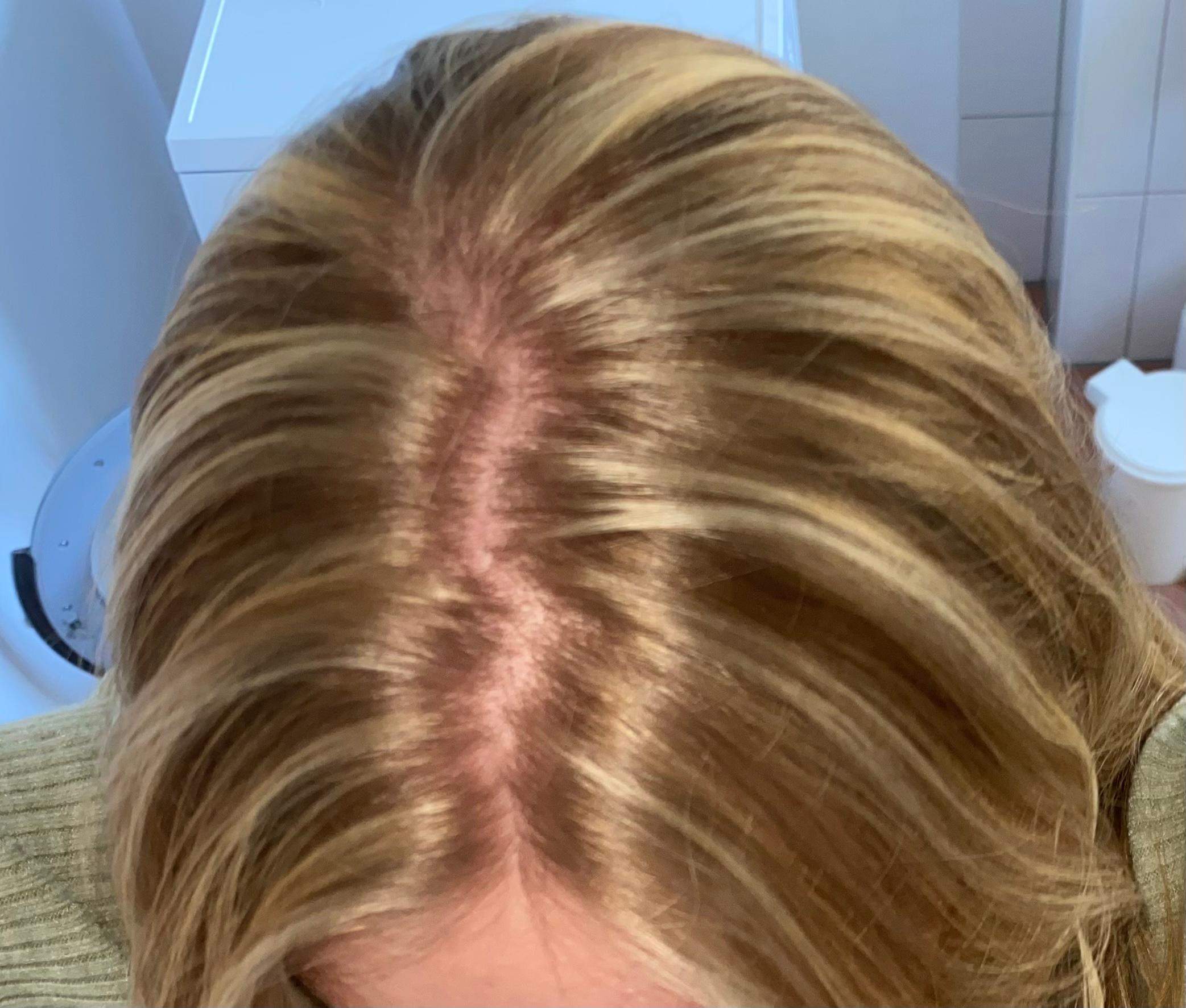 Sehen diese Strähnen sehr unnatürlich aus? (Friseur, Haare färben)