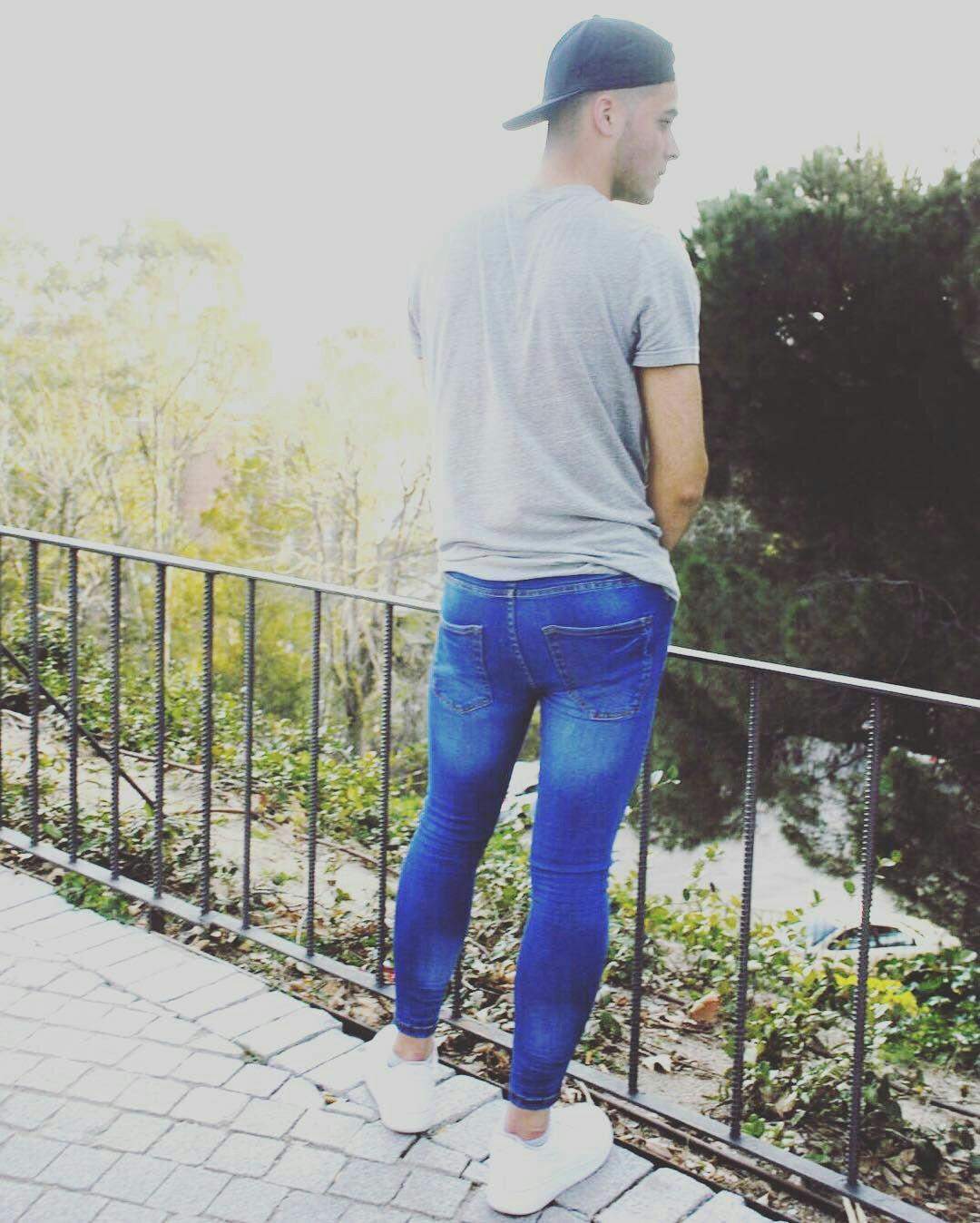 Sehen Knallenge Skinny Jeans Bei Kerlen Gut Aus Alles Fotos Von Models sehen-knallenge-skinny-jeans-bei-kerlen-gut-aus-alles-fotos-von-models