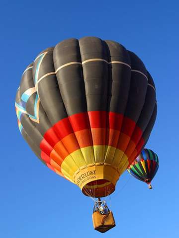 Seid ihr schon Mal mit einem Heißluftballon gefahren?