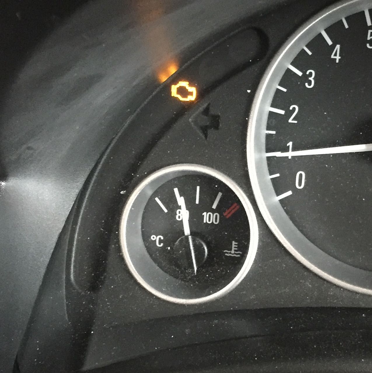 Motorkontrollleuchte Opel Corsa D - www.inf-inet.com