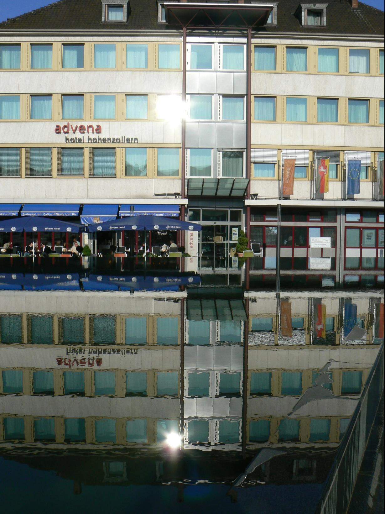 Seltsame Spiegelung? (Physik)