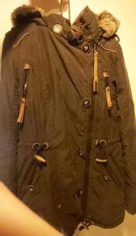 Sieht Diese Jacke Von Naketano Mit Fell An Einem Mann Okay Aus Mode Manner Kleidung