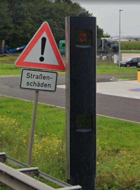 Wie Merkt Man Ob Man Geblitzt Wurde Sieht man den folgenden Blitz des Blitzers? (Auto, Verkehr, Straßenverkehr)