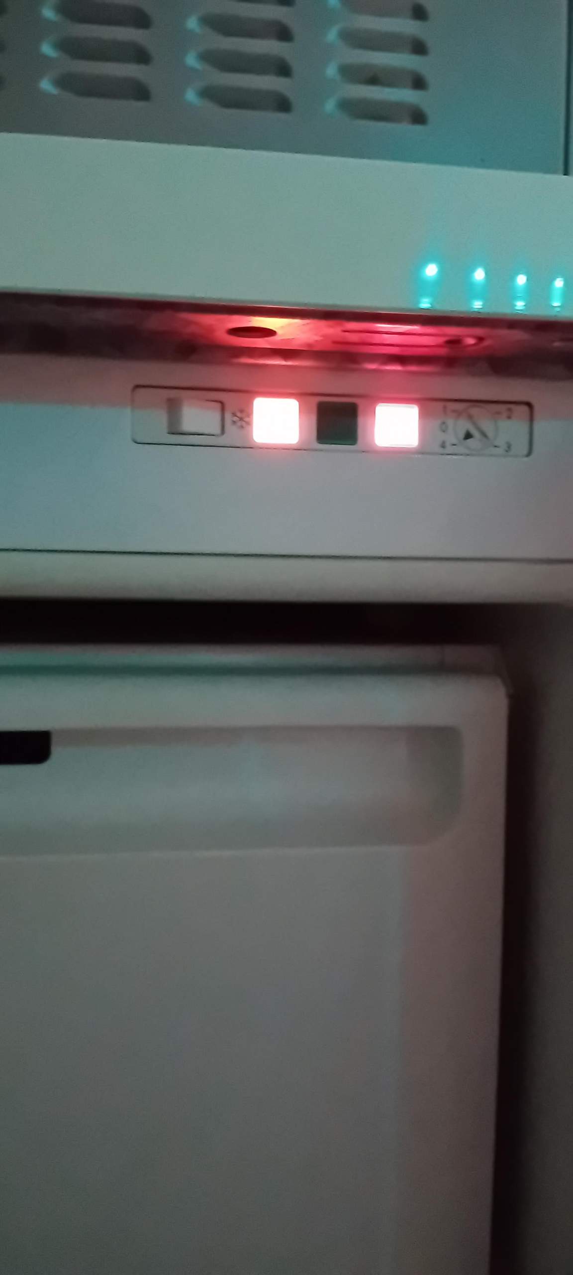 Siemens Gefrierschrank Alarm Leuchtet Rot