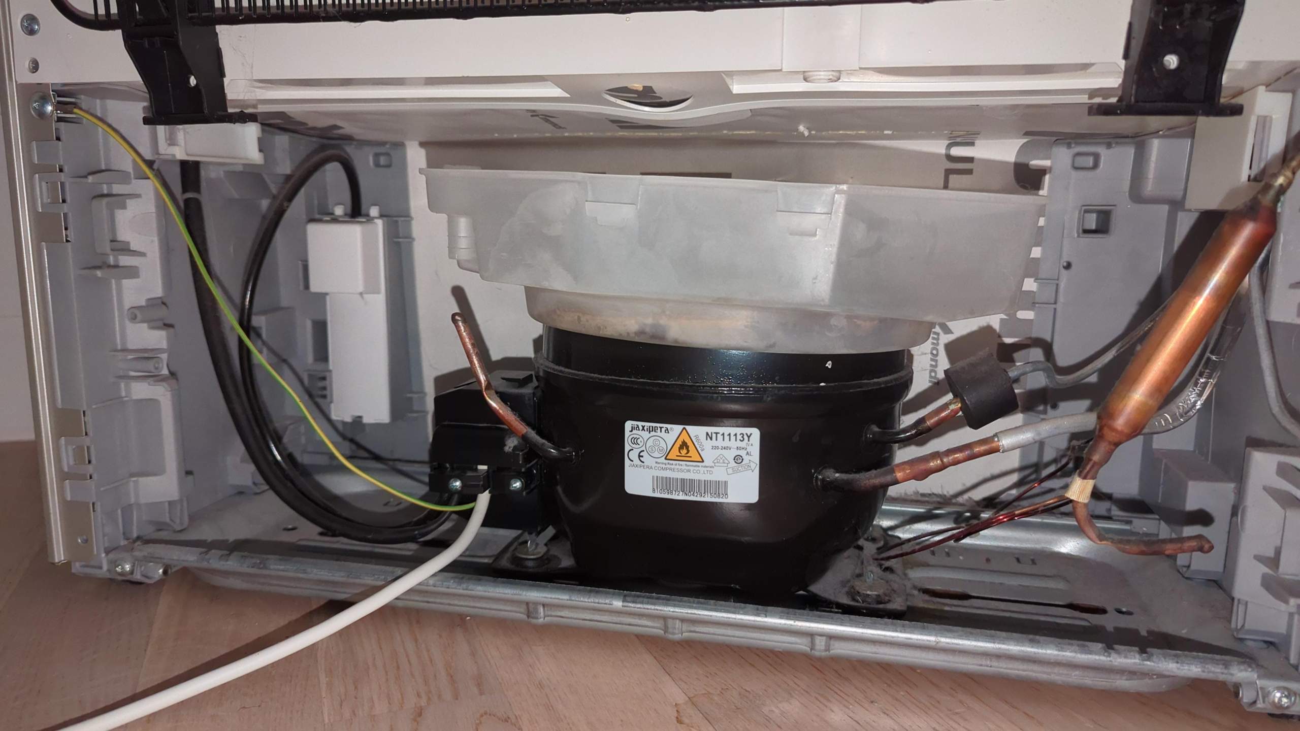 Siemens IQ300 Kühlschrank (KG39VVL/02) kühlt nicht mehr Wie Thermostat tauschen? (Reparatur