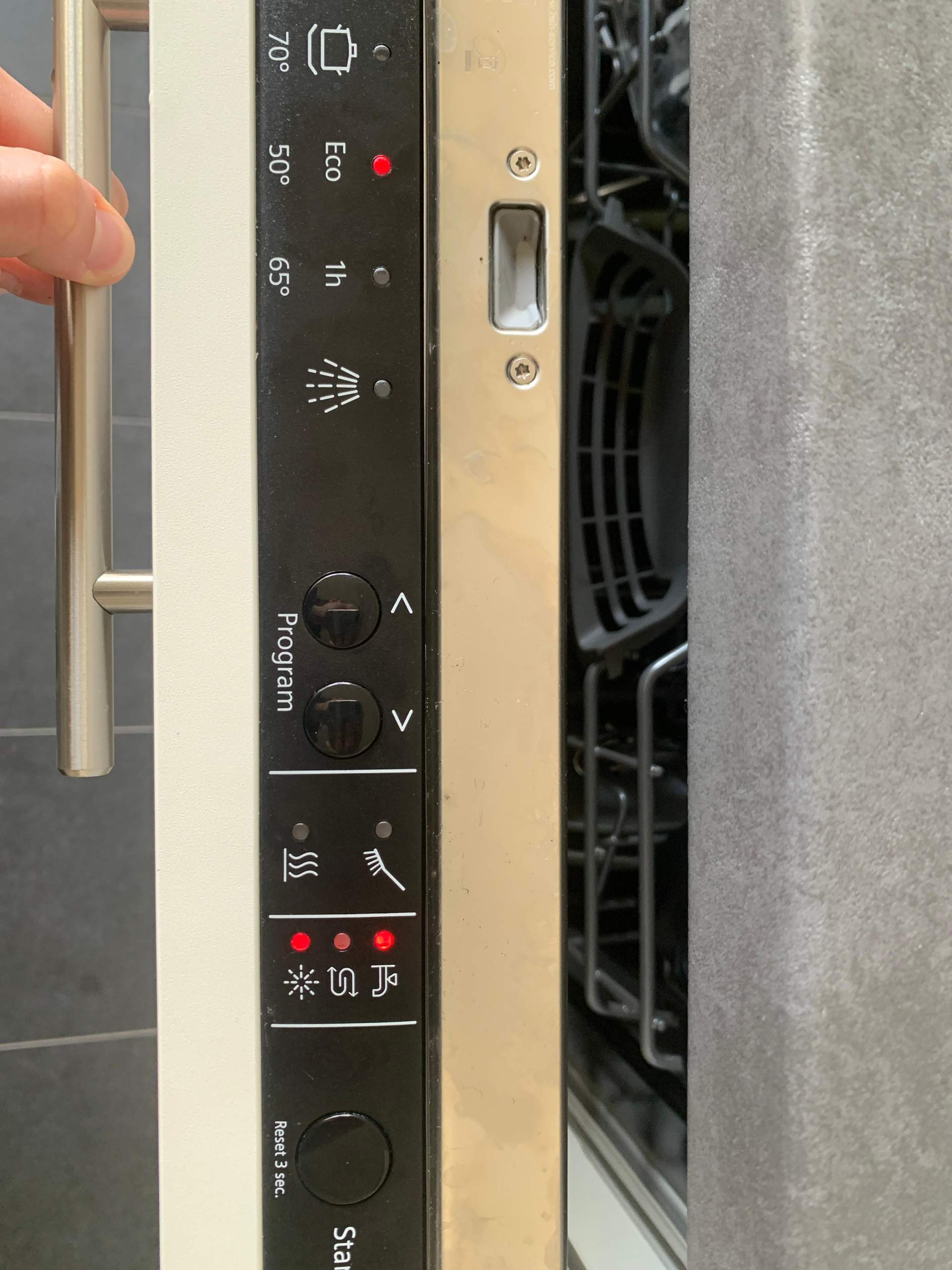 Siemens Spülmaschine macht komisches Geräusch? (Küche, Geschirrspüler)