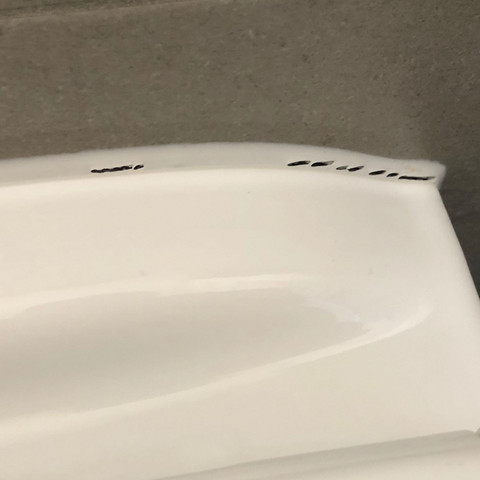 Problem Silikonfuge - (Toilette, Sanitär, Silikon)