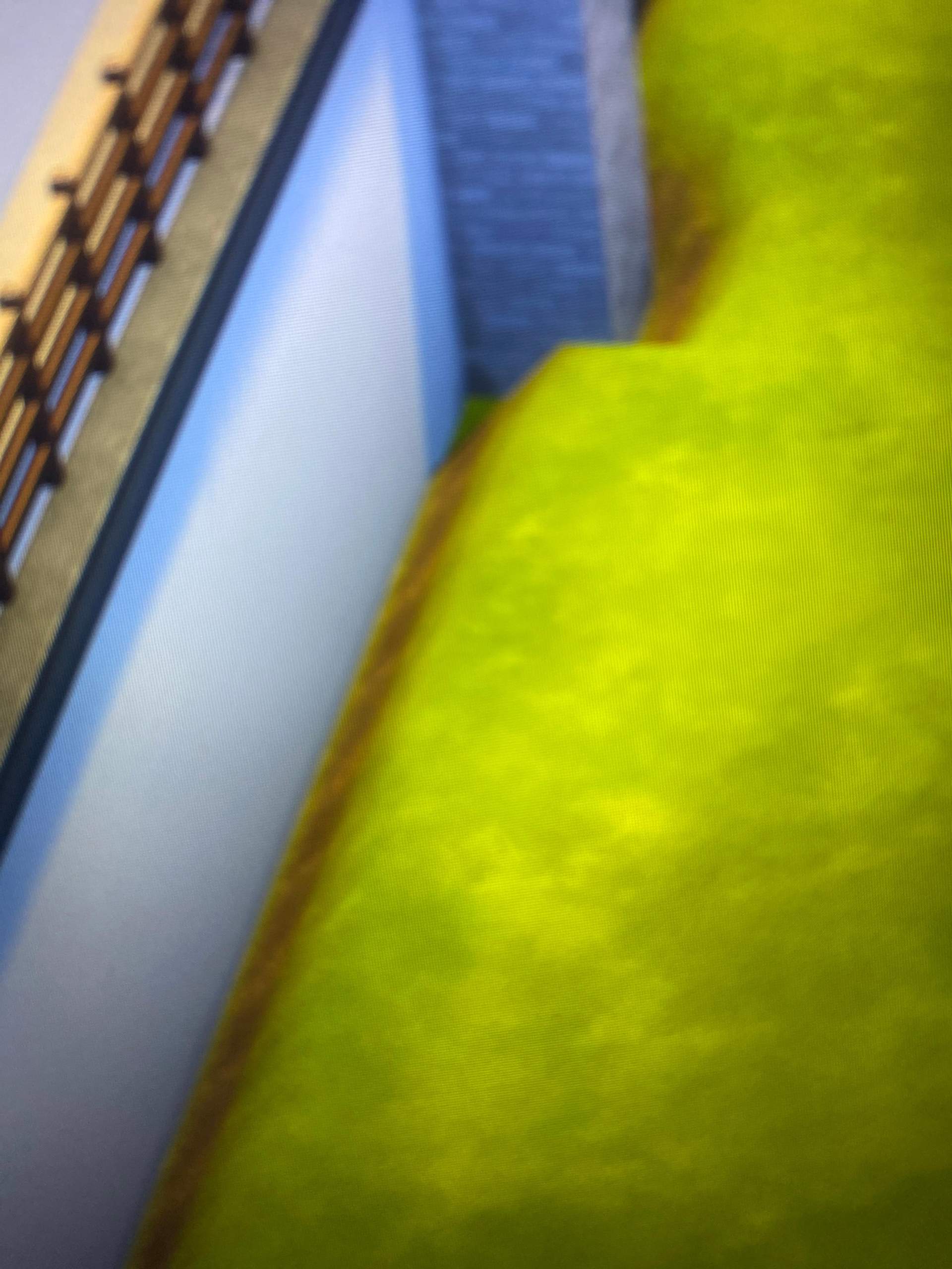 Sims 4 Haus sinkt in Boden ein?