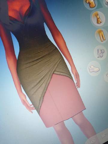 Sims 4 Klamotten überlappen?