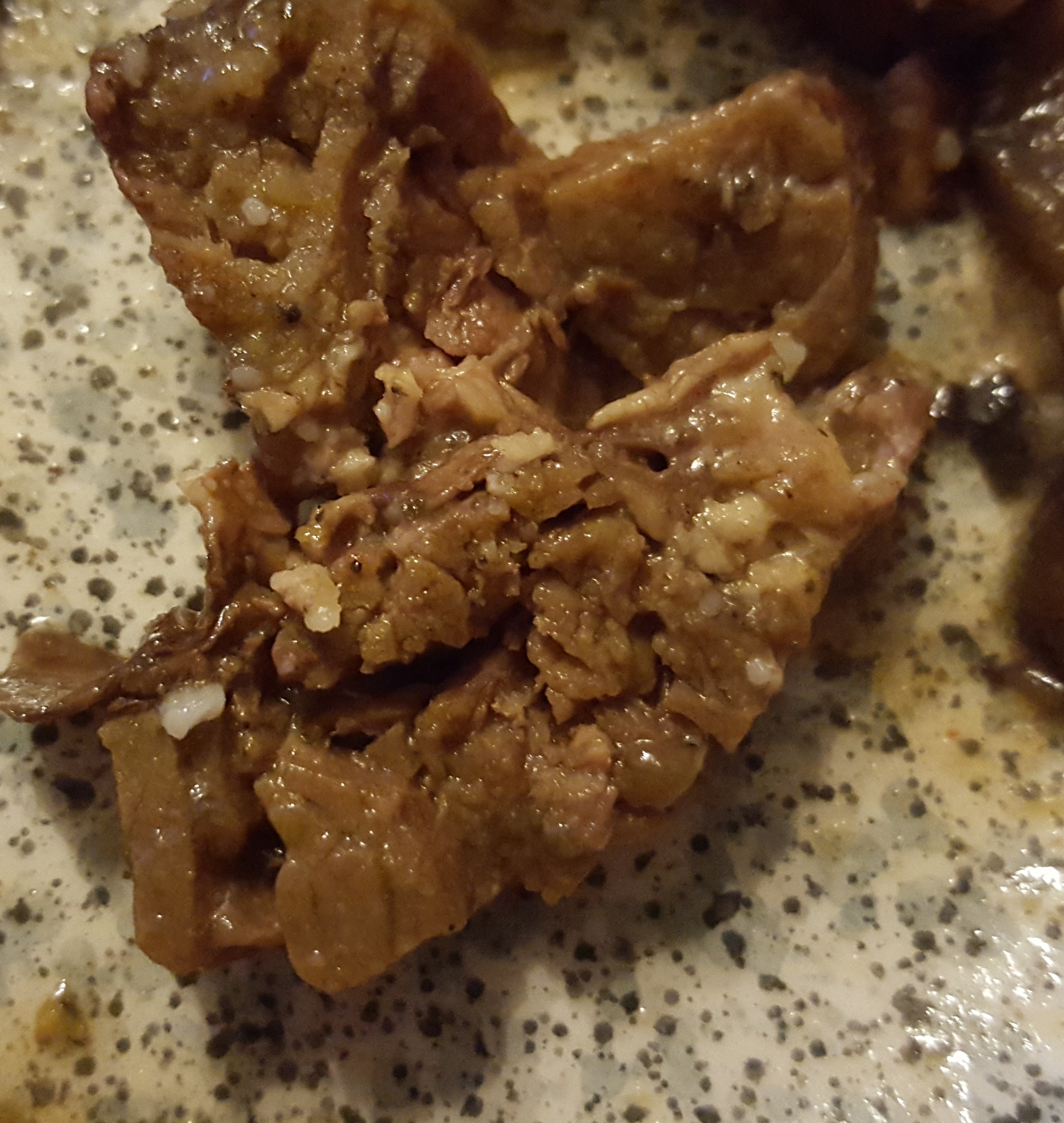 Eier sehen aus wie Würmer im Stuhl Eier sehen aus wie Würmer im Stuhl