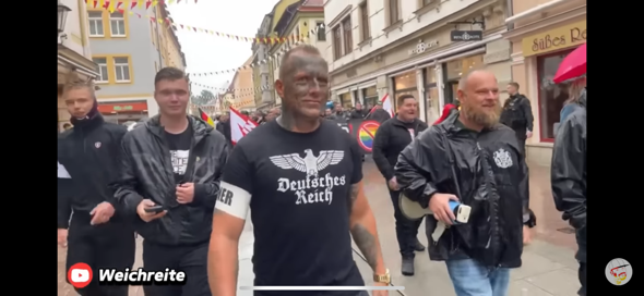 Sind das besorgte Bürger oder rechts extreme? (Recht, Politik, Deutschland)