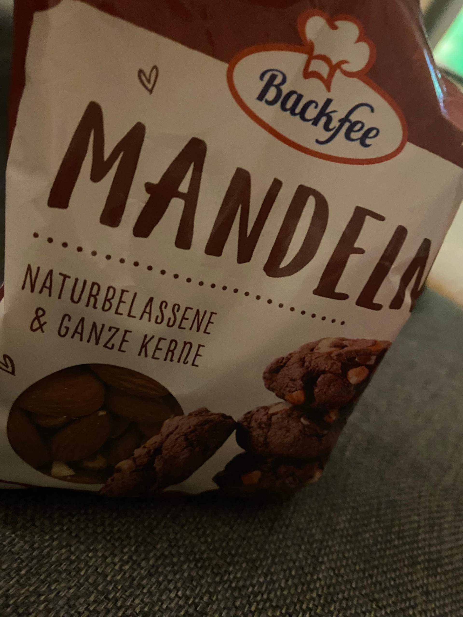Sind das Bittermandeln? (Lebensmittel, giftig)