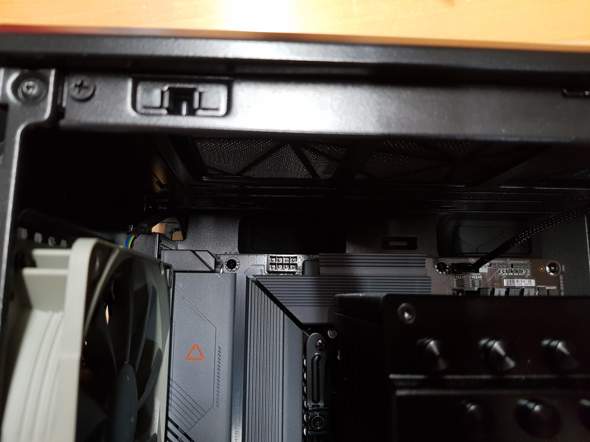 Sind das die richtigen Kabel nicht dass sich etwas beim PC falsch anschließe?