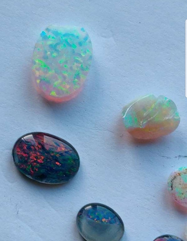  - (Mineralien, opal)