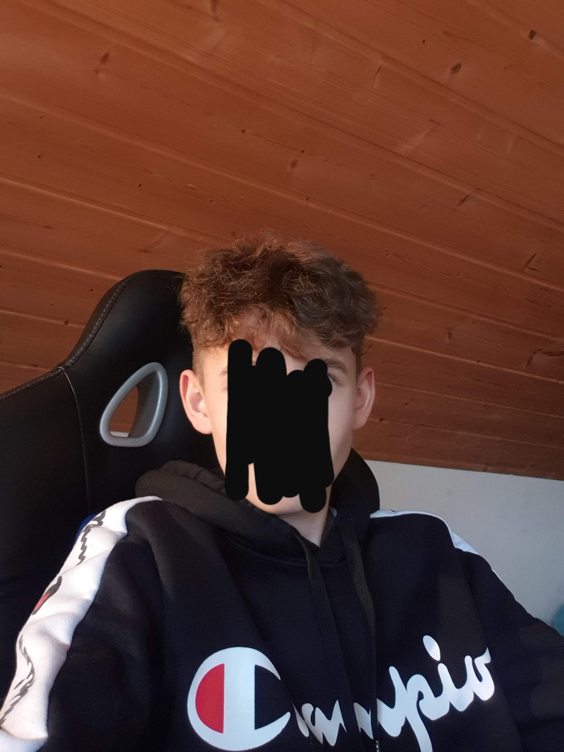 Sind das schon Segelohren? Mit Bild? (Bilder, Ohr)