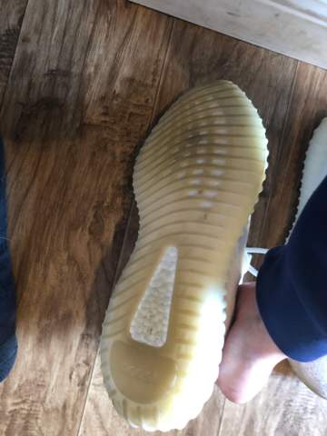 - (adidas, Yeezy, Replica)