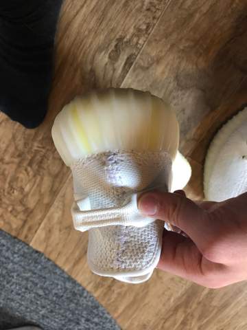 - (adidas, Yeezy, Replica)