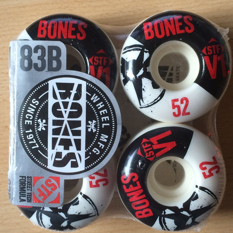 Bones 83B V1 STF - (Skateboard, rollen)