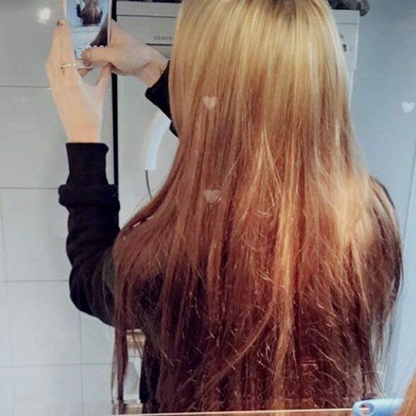 Rote haare blonde strähnen
