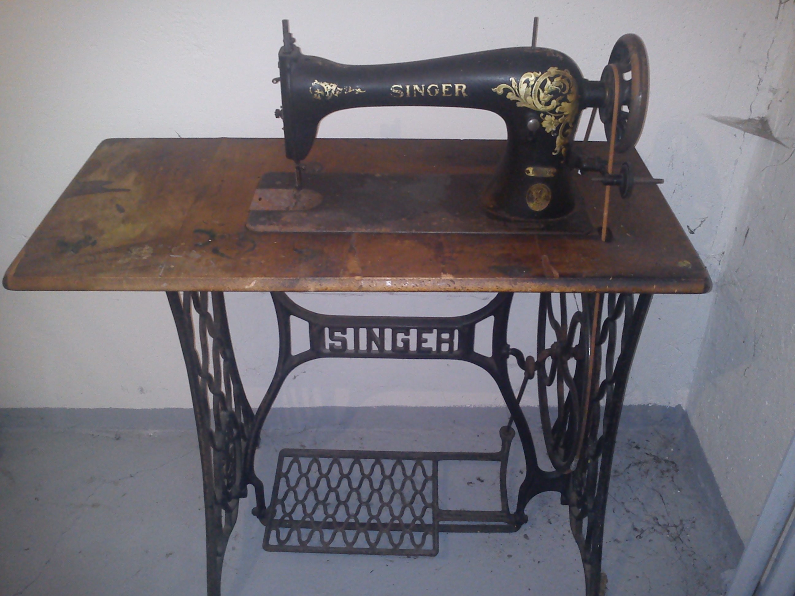 Singer 16k33