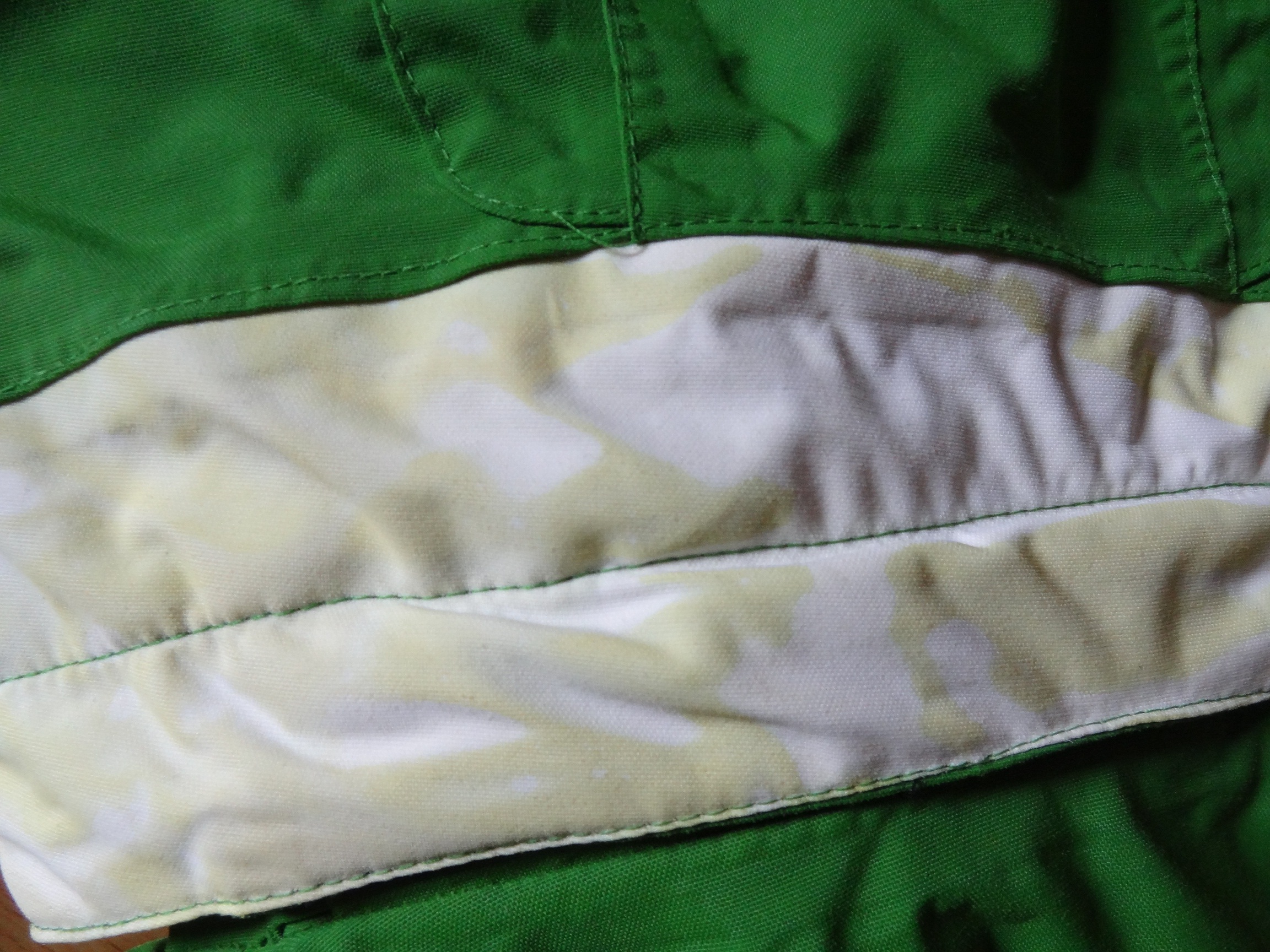 Skijacke verfärbt beim Waschen - was kann ich tun? (Farbe, reinigen