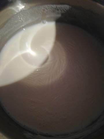 Soll aufgekochte Milch so aussehen?