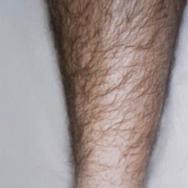 Behaartes Bein  - (Junge, rasieren, jugendlich)