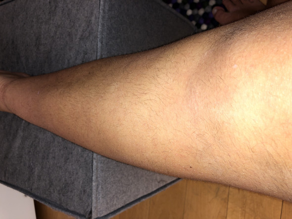 Beine rasieren mann