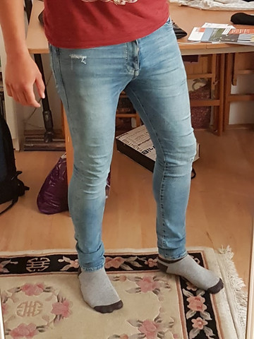 Sollte Man Als Junge Eher Enge Oder Weite Jeans Tragen Jungs Mode Manner