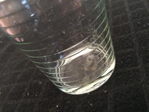 Spulmaschine Was Sind Das Fur Ruckstande Auf Meinen Glasern Und Wie Kriege Ich Sie Weg Siehe Bild Wohnung Reinigung Glas