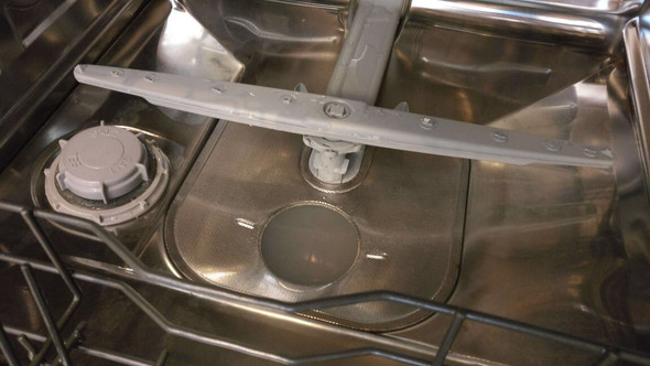 Spülmaschine Umwälzpumpe Brummt