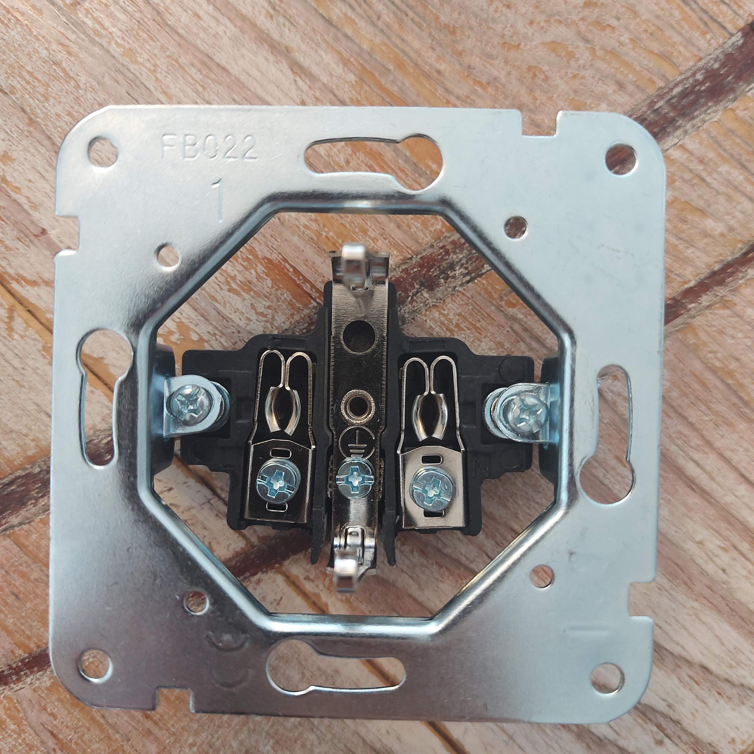 Steckdose anschließen? (Strom, Elektrik, Kabel)