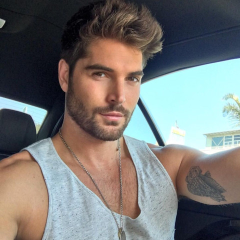 Hübsche männer Hübsche männer