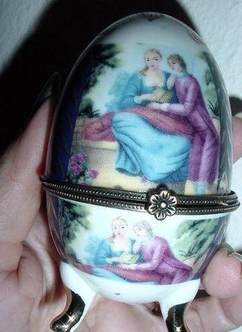 Porzellanei - (Eier, Antiquitäten, Porzellan)