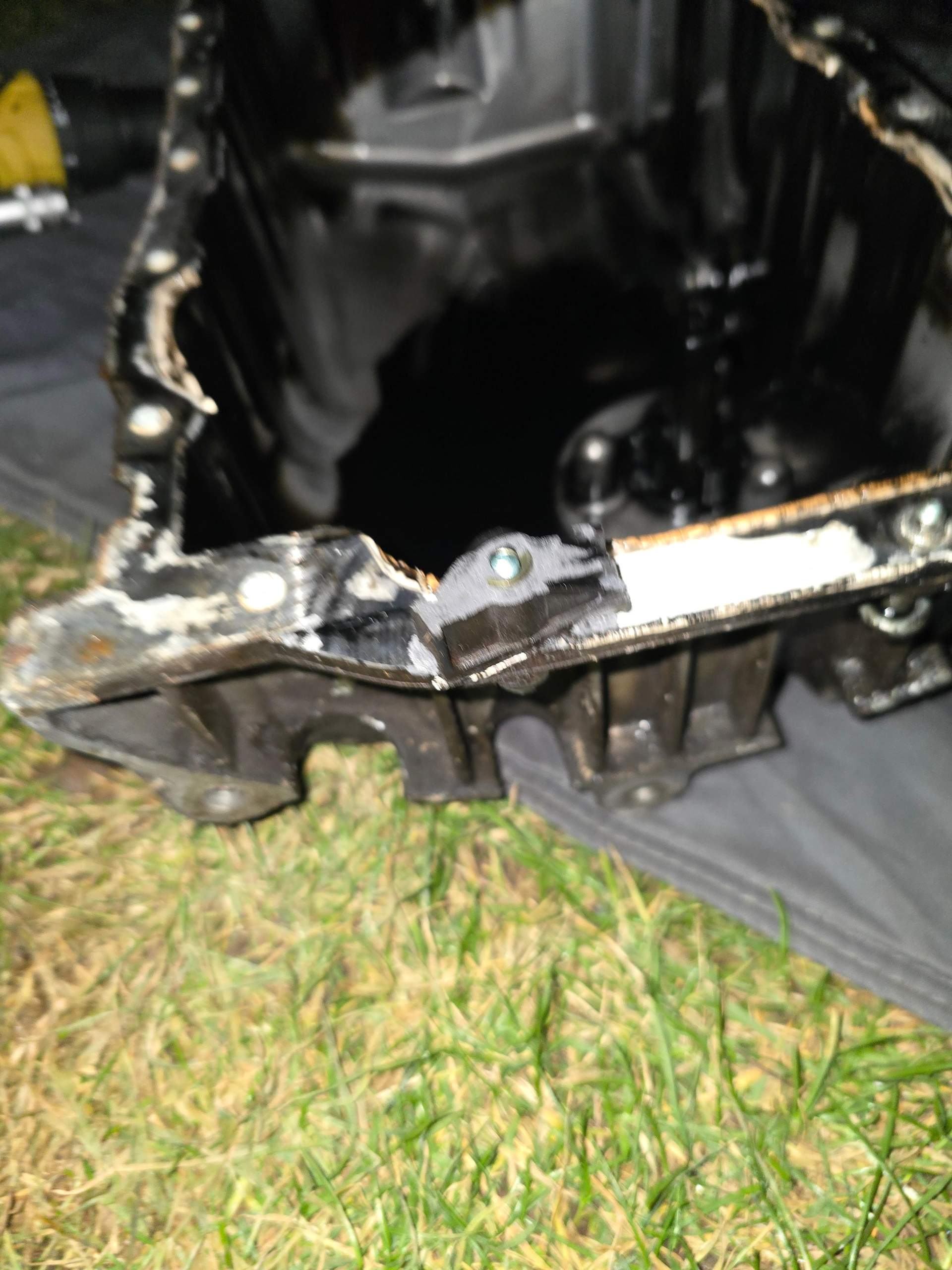 Stück ausm motorblock gerissen? (Motor, Werkstatt, VW)