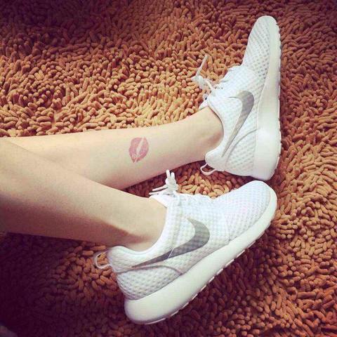 Roshies meistens barfuss ;) - (Frauen, Mode, Kleidung)